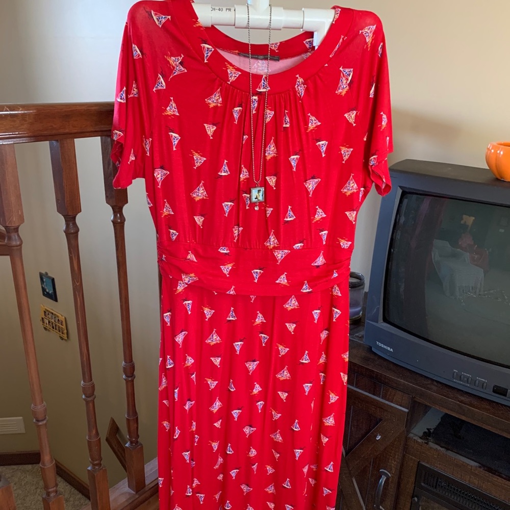 NWOT’s Avon Signature Collection Sailboat Dress